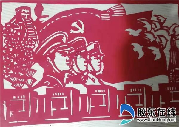 书写春联 致敬老兵